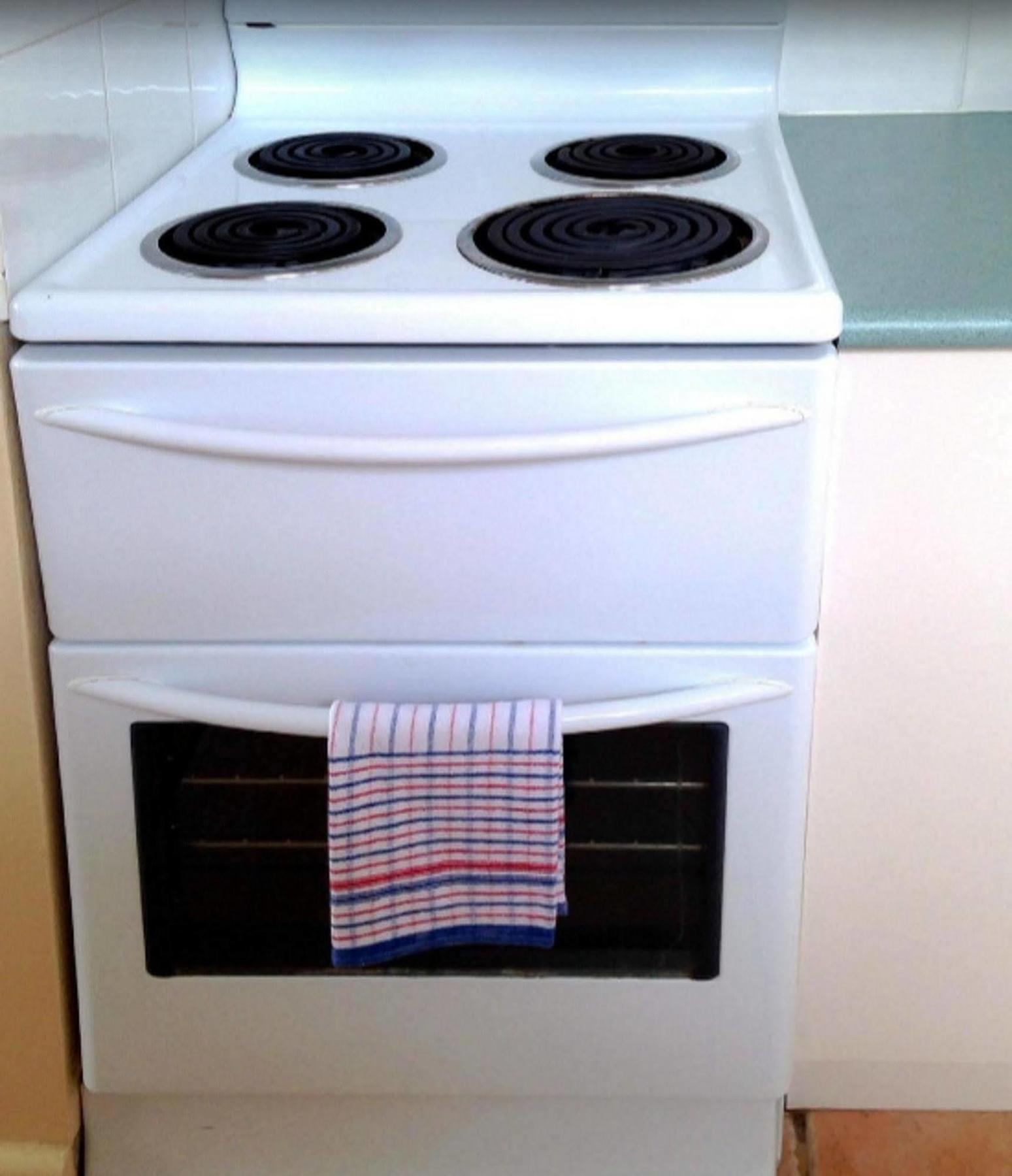 Oxley Cove Holiday Apartment Порт Макари Екстериор снимка