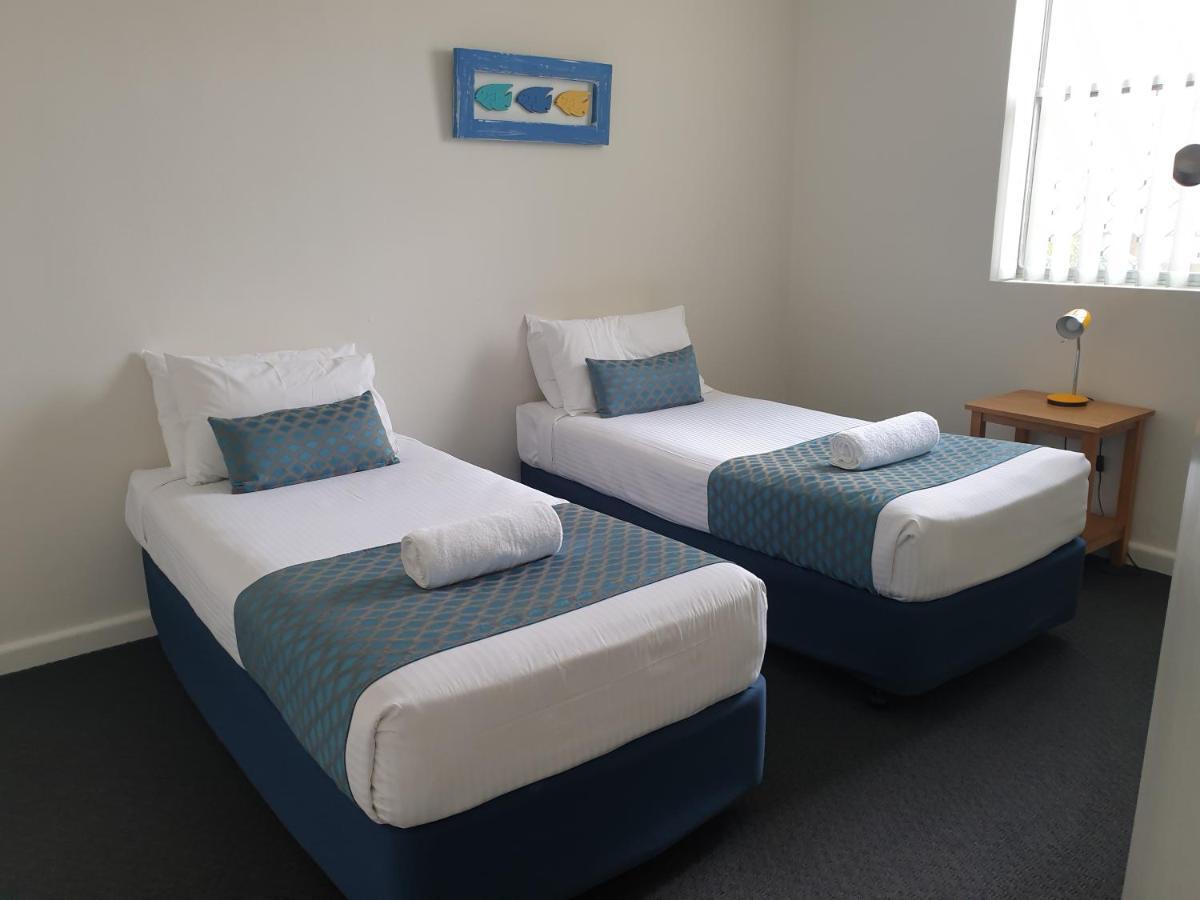 Oxley Cove Holiday Apartment Порт Макари Екстериор снимка