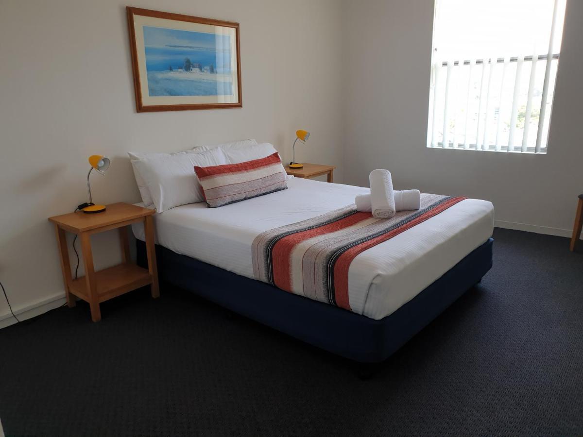 Oxley Cove Holiday Apartment Порт Макари Екстериор снимка